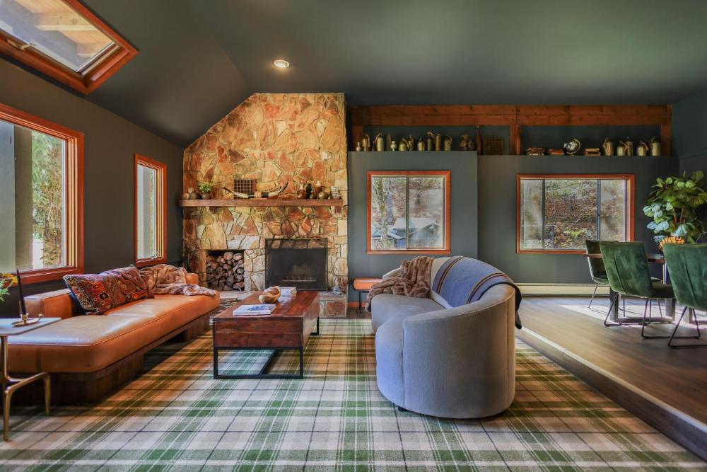 Superior Chalet interior